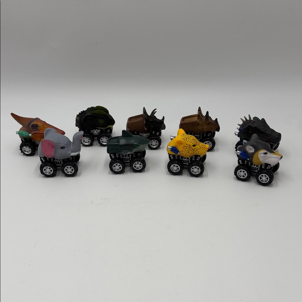 Dinosaur and Animal Toy Car Set - Multicolor